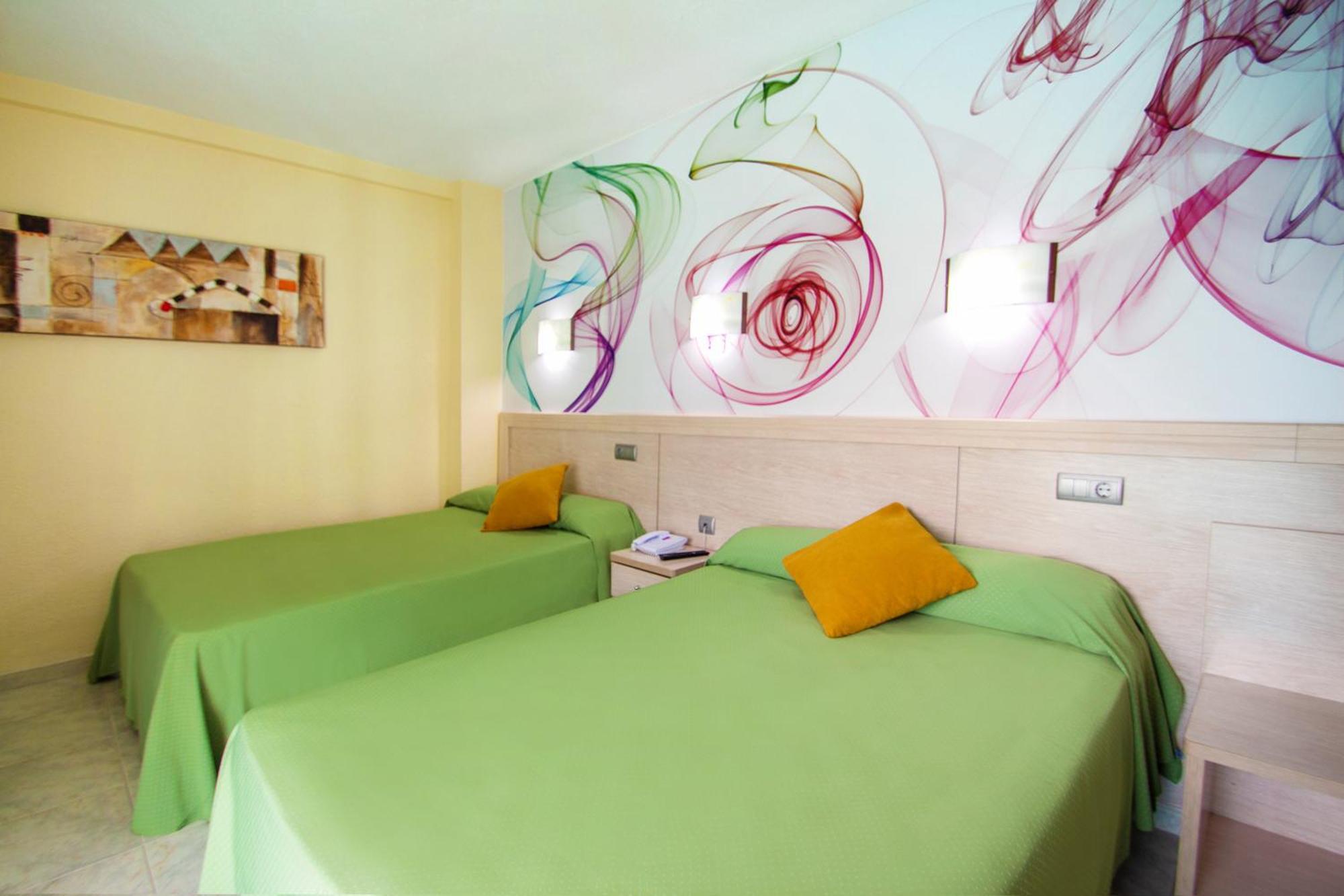Hotel Servigroup Calypso Benidorm Bilik gambar