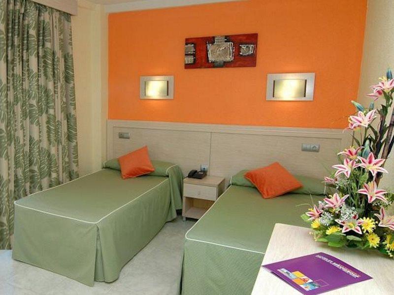 Hotel Servigroup Calypso Benidorm Luaran gambar